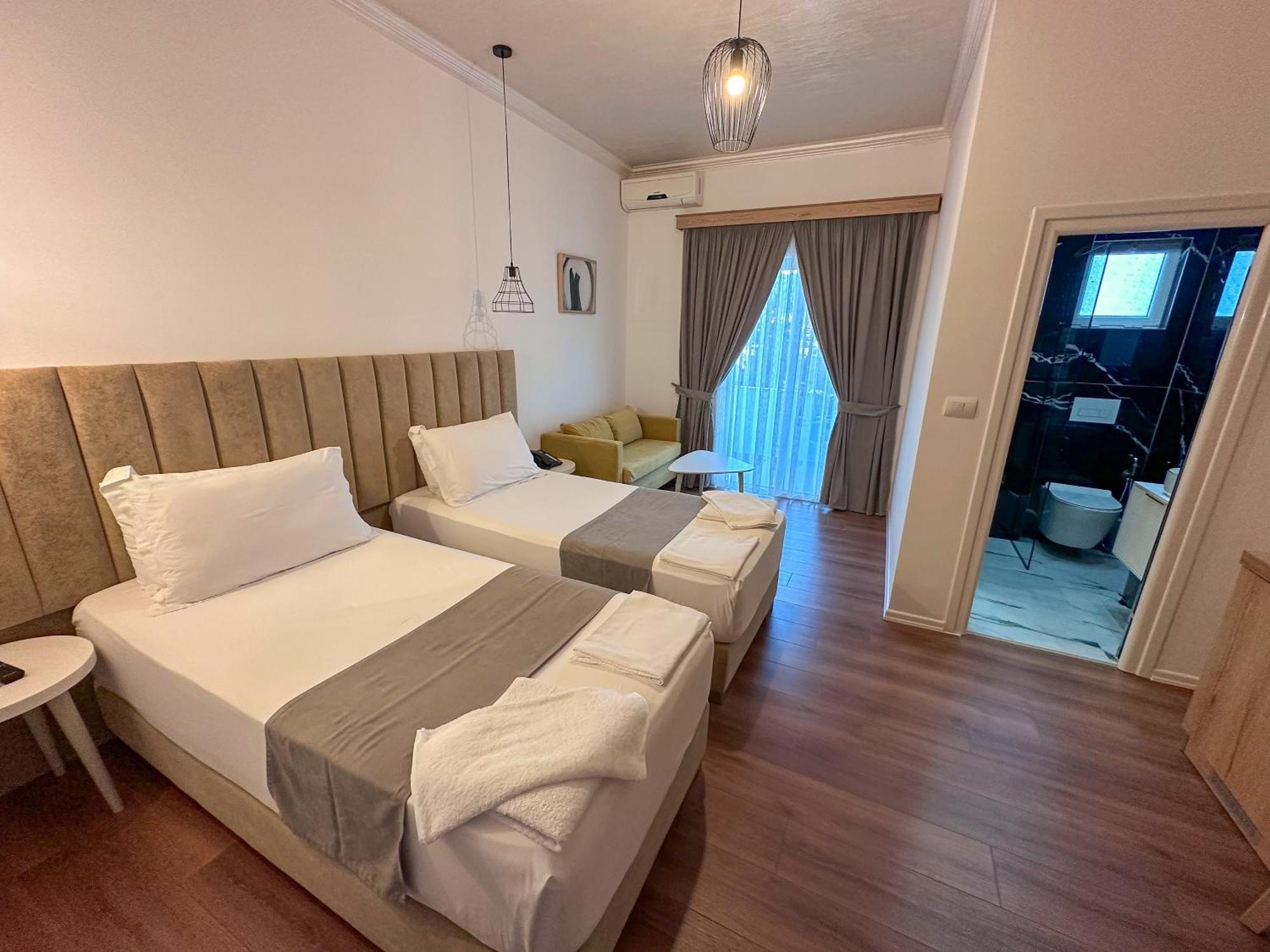 Hotel Murati Ksamil Exteriér fotografie